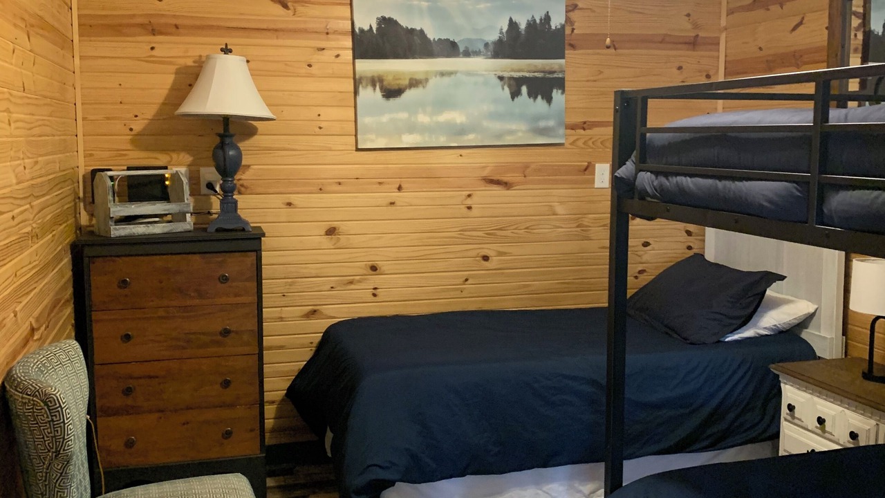 Photo of Bedroom in Goreville