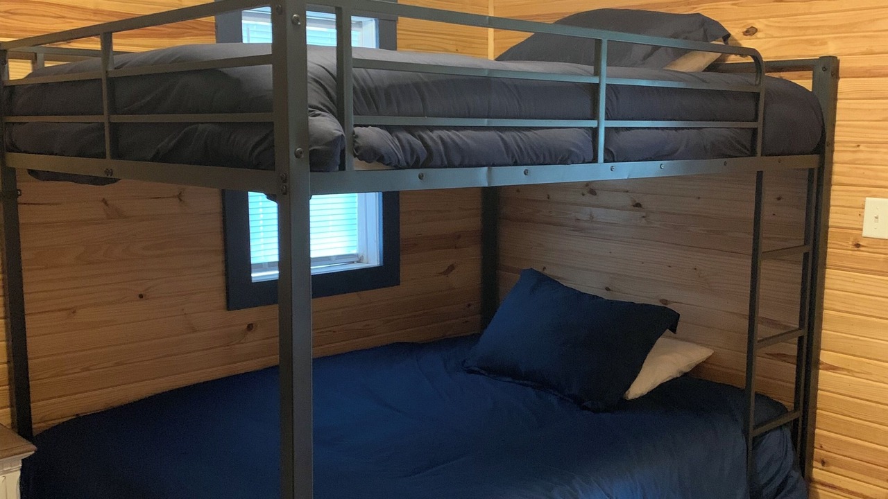Photo of Bedroom in Goreville