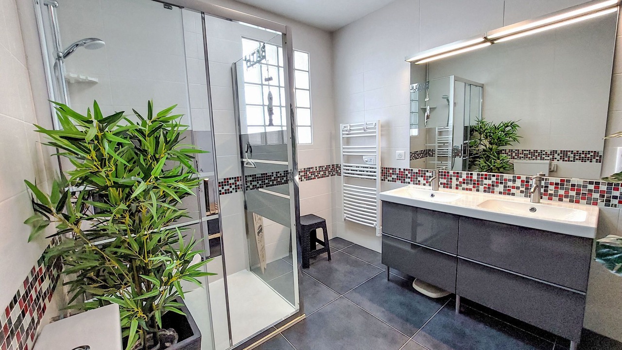Photo of Bathroom in Fromentine