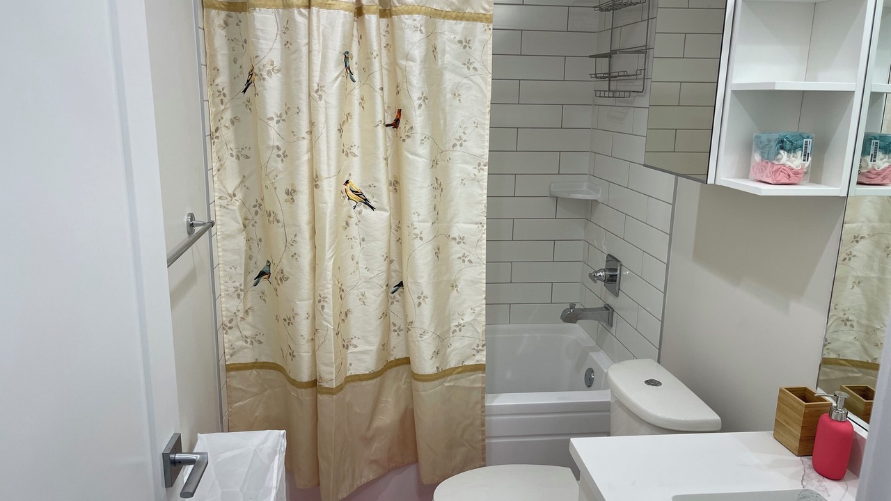 Photo of Bathroom in Maple Ridge