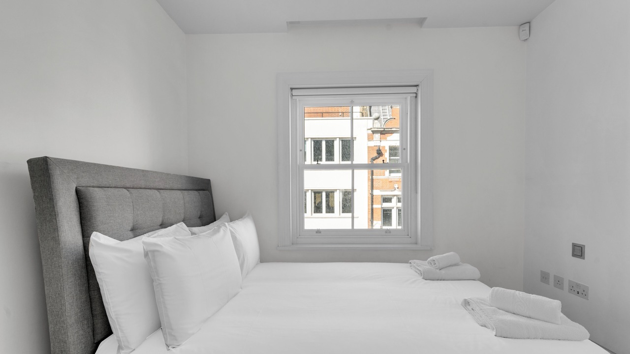 Photo of Bedroom in Fitzrovia
