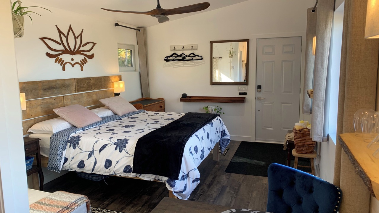 Photo of Bedroom in Ingonish Beach
