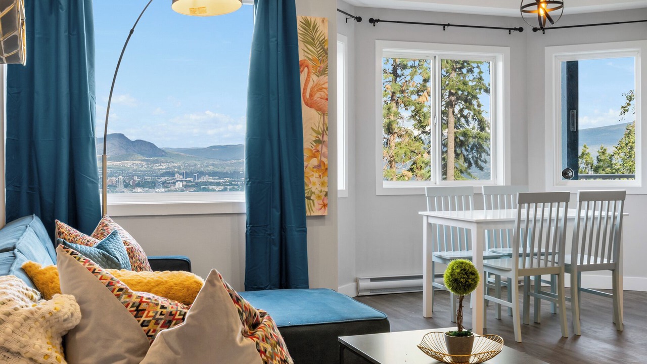 Photo of Livingroom in West Kelowna Estates