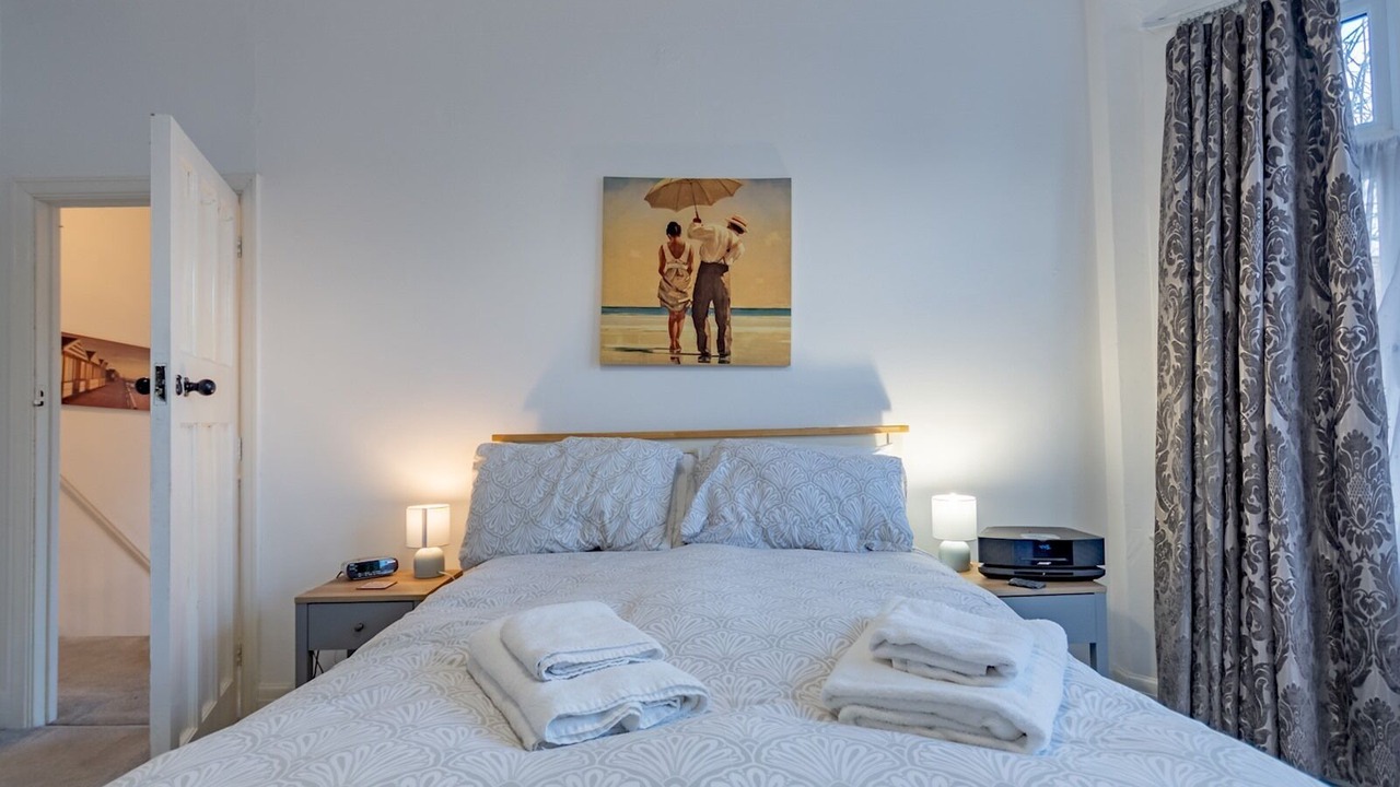 Photo of Bedroom in Southend-on-Sea