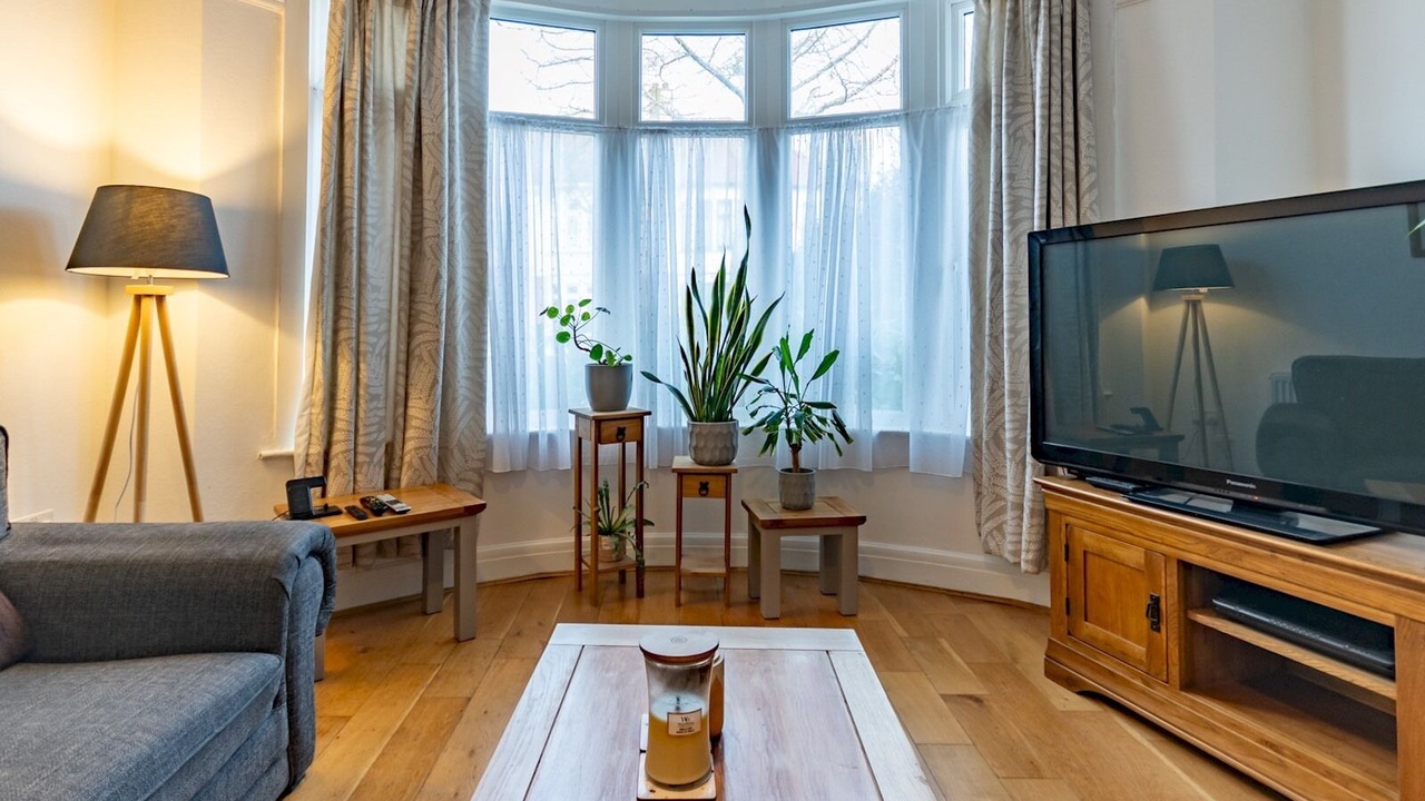 Photo of Livingroom in Southend-on-Sea