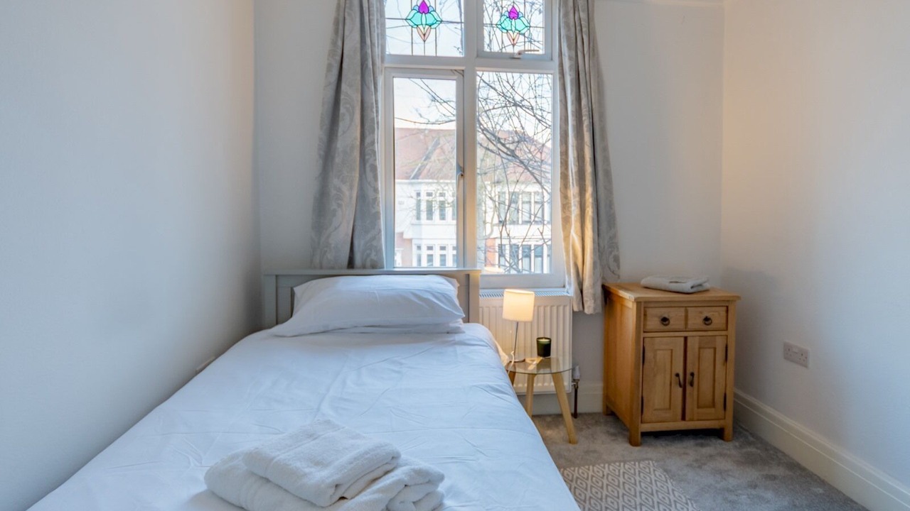 Photo of Bedroom in Southend-on-Sea