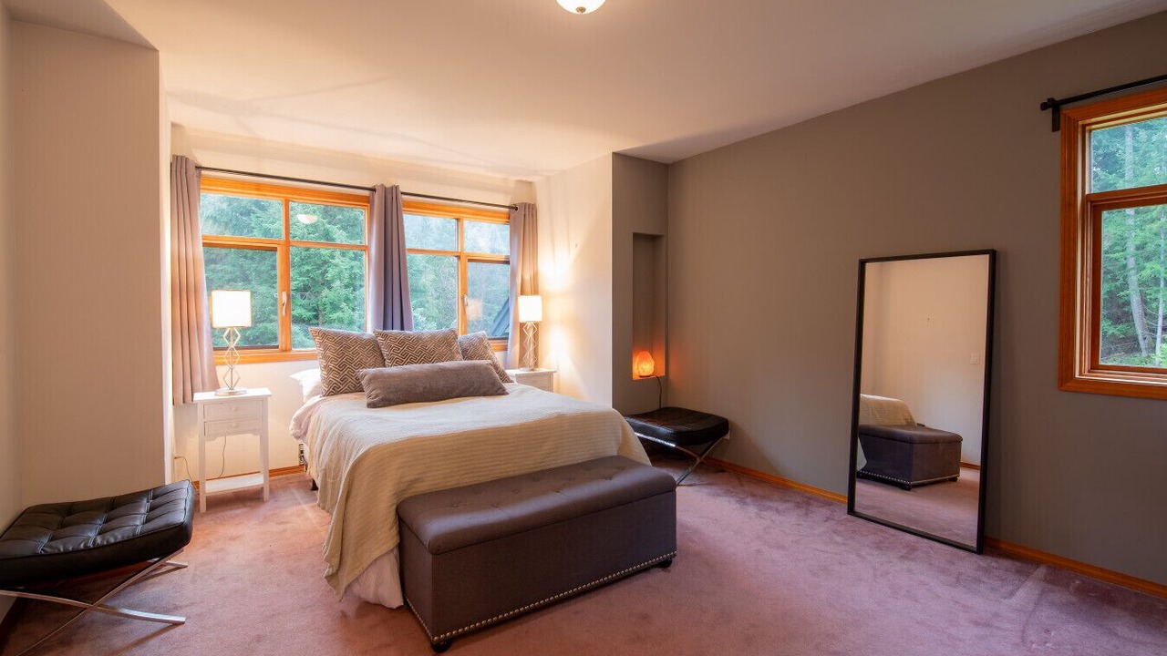Photo of Bedroom in Bowen Island