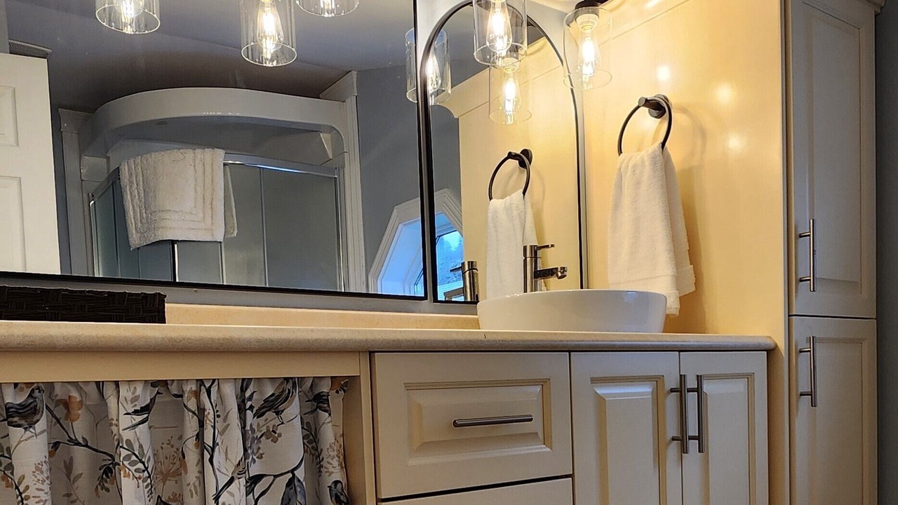 Photo of Bathroom in Pilley's Island