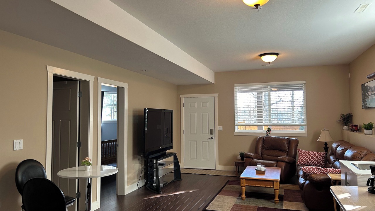 Photo of Livingroom in Maple Ridge