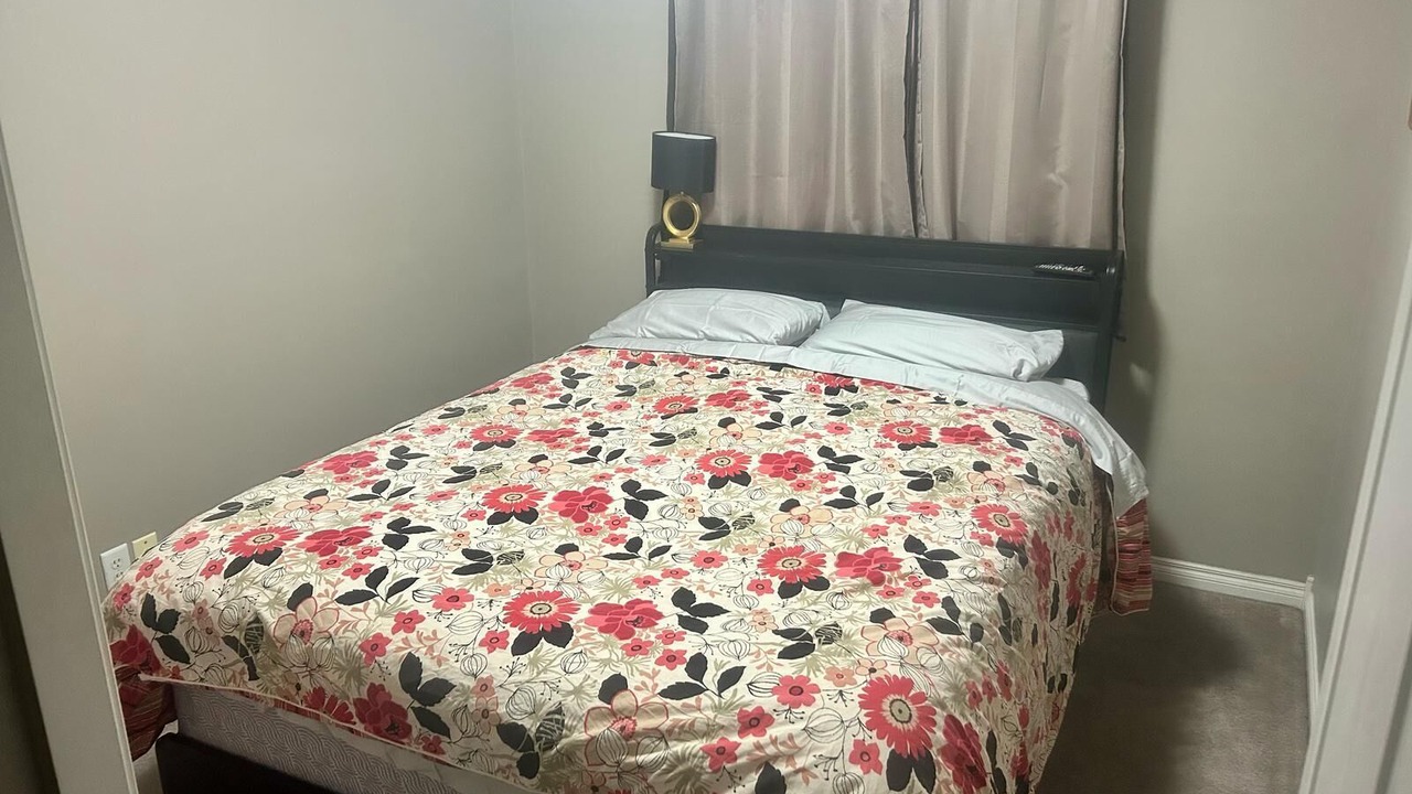 Photo of Bedroom in Red Deer