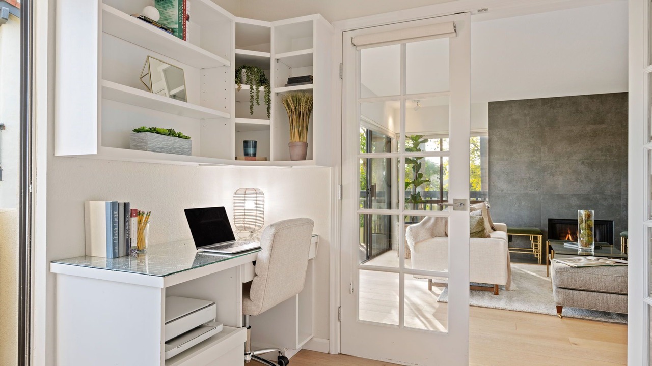 Photo of Bedroom in Toro Canyon