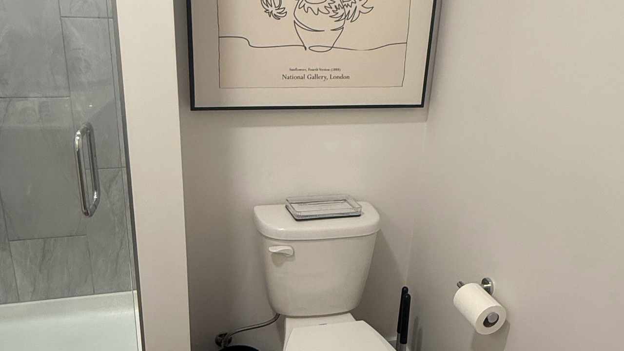 Photo of Bathroom in Cliff - Cannon