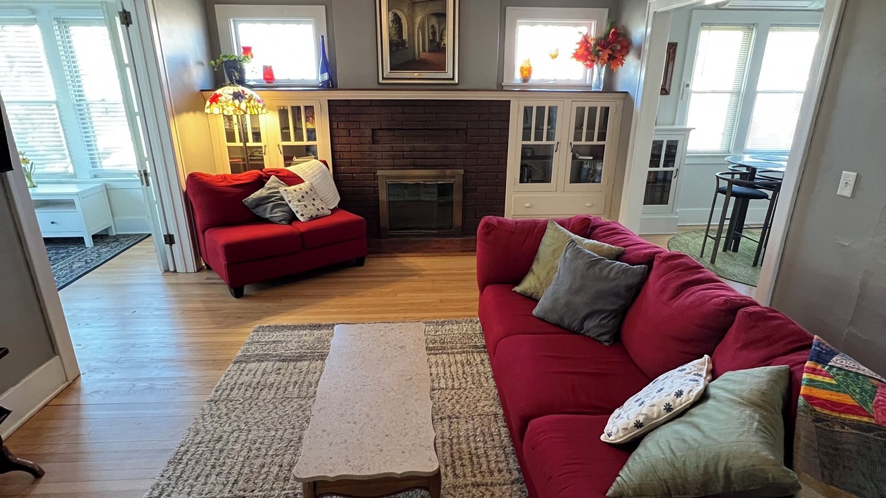 Photo of Livingroom in Central Business District