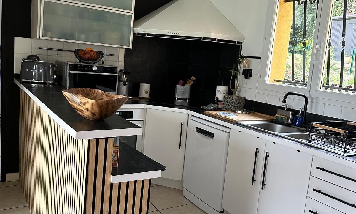 Photo of Kitchen in Trebons-sur-la-Grasse