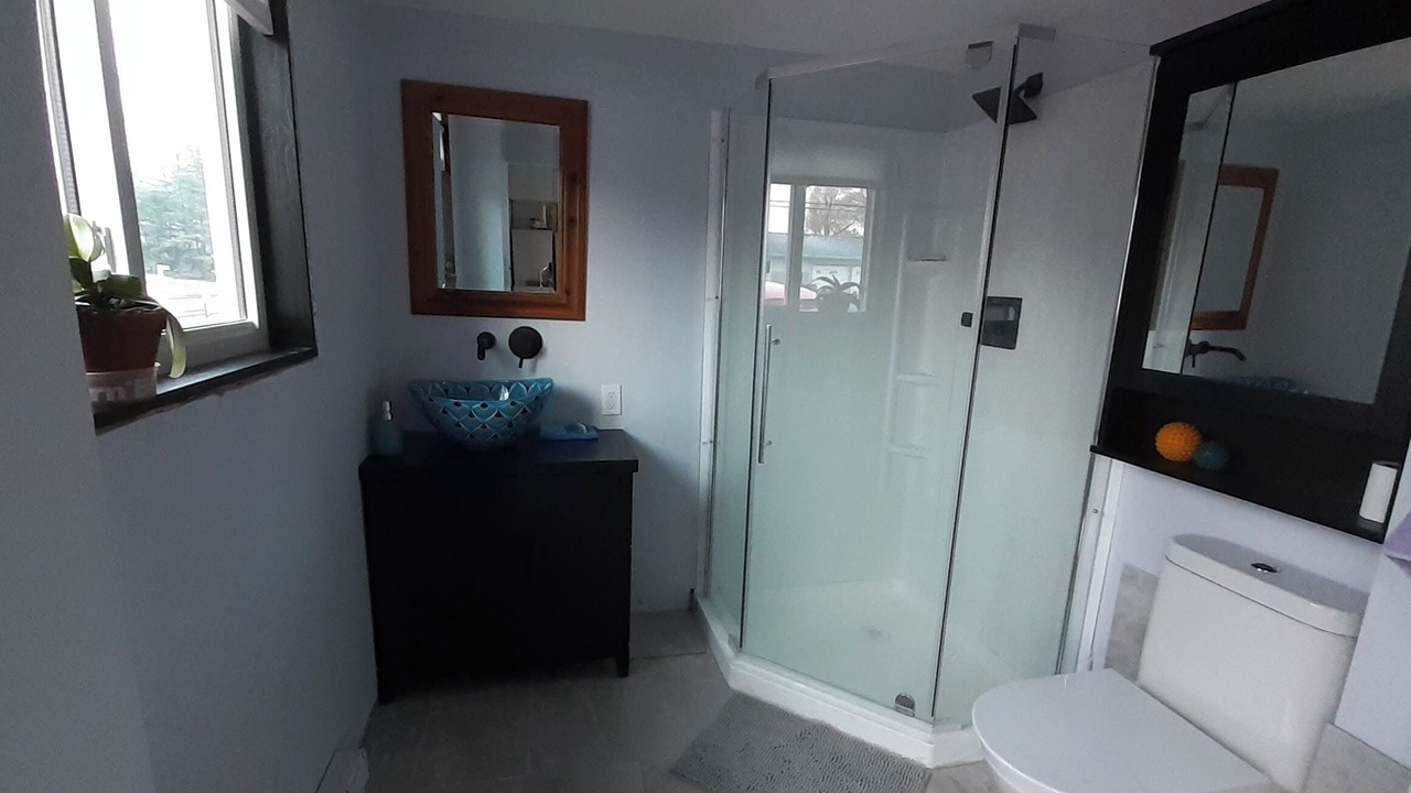 Photo of Bathroom in Champlain