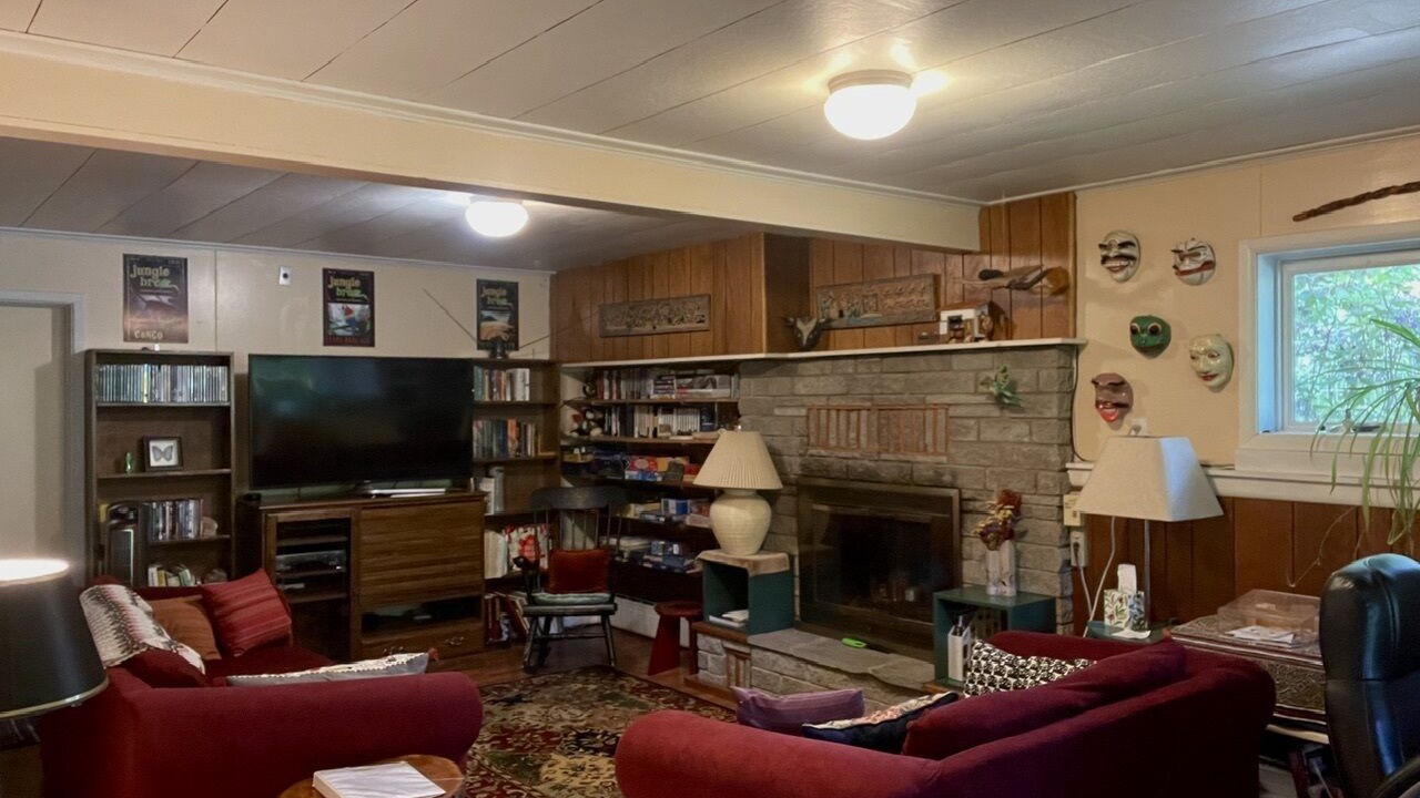 Photo of Livingroom in Alfred Station
