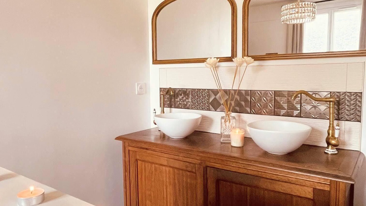 Photo of Bathroom in Saint-Martin-des-Besaces