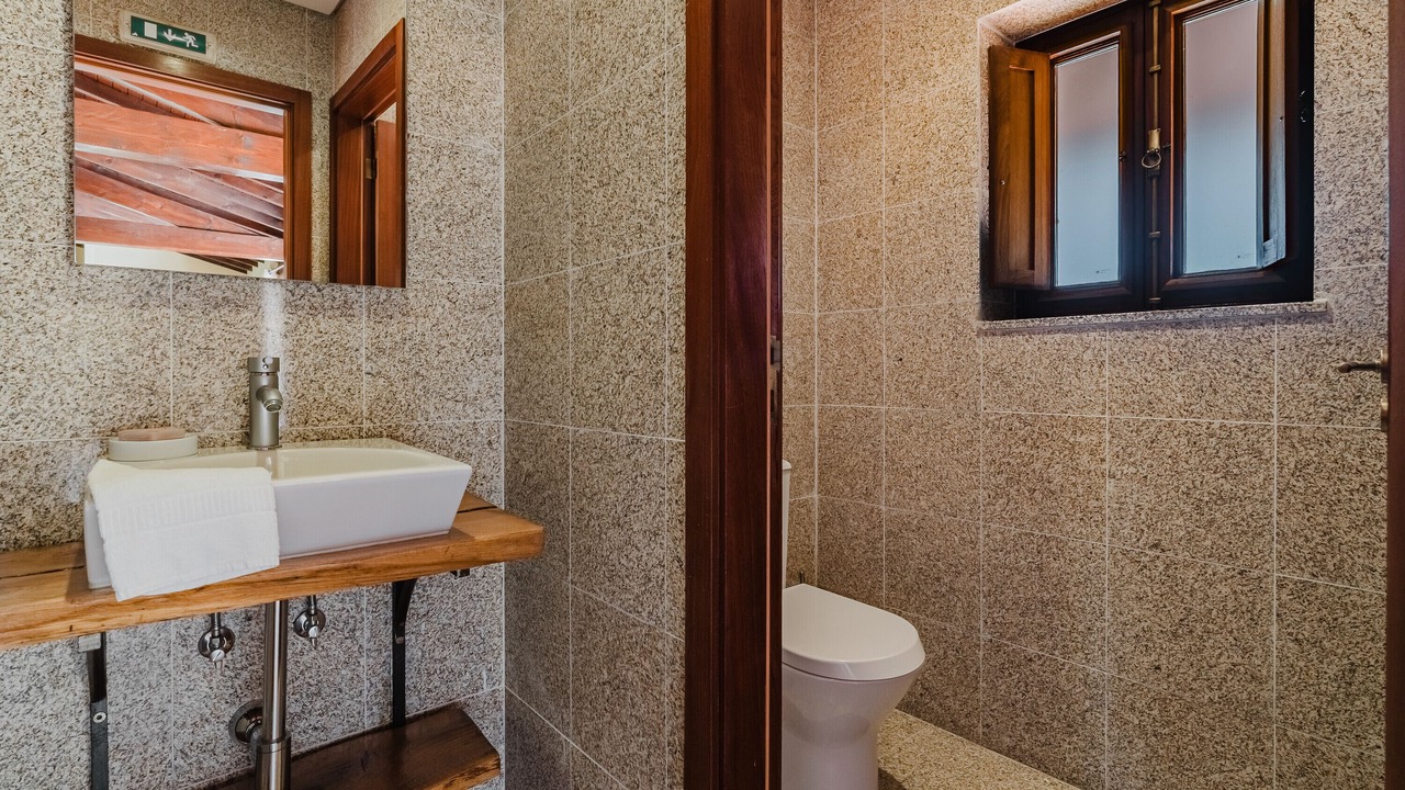Photo of Bathroom in Carvalheira