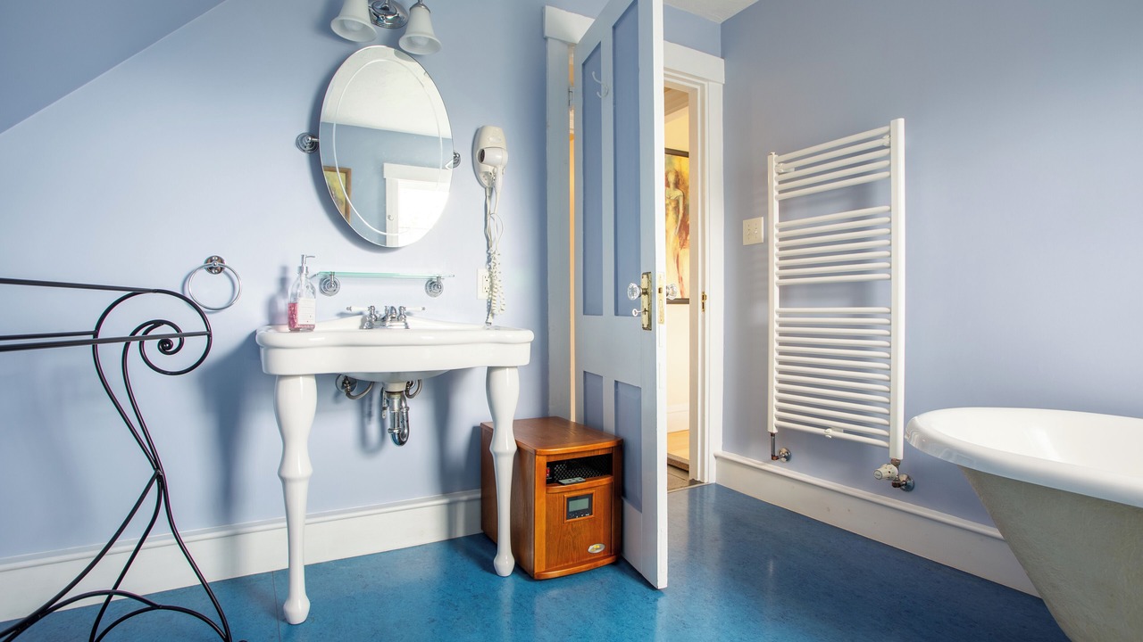 Photo of Bathroom in Advocate Harbour