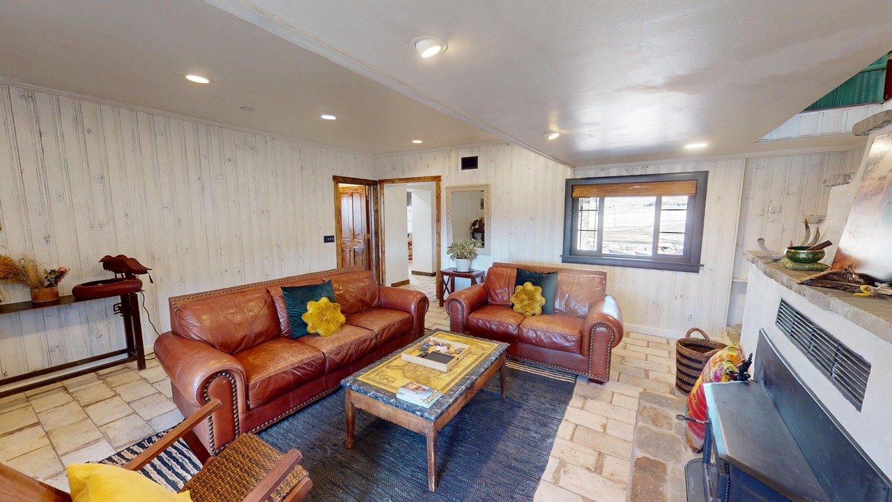 Photo of Livingroom in Spanish Valley