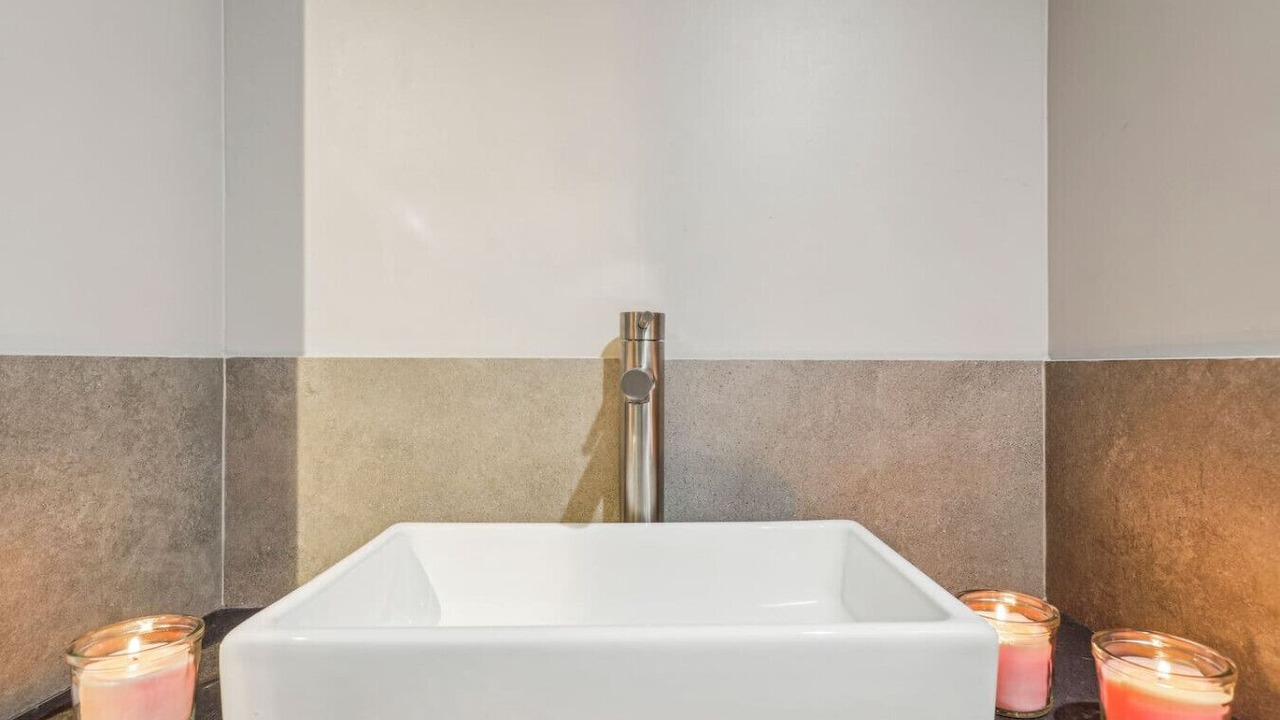 Photo of Bathroom in Palais-Royal