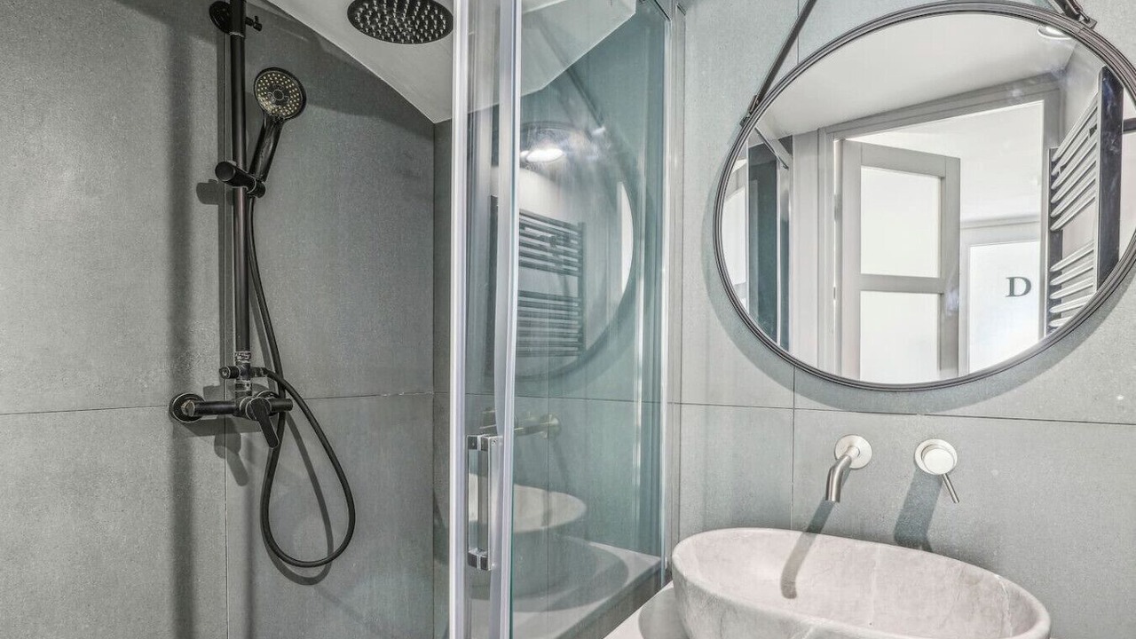 Photo of Bathroom in Palais-Royal