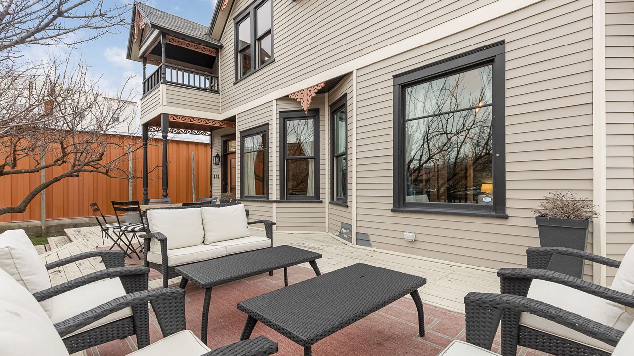 Photo of Patio Balcony in Riverfront
