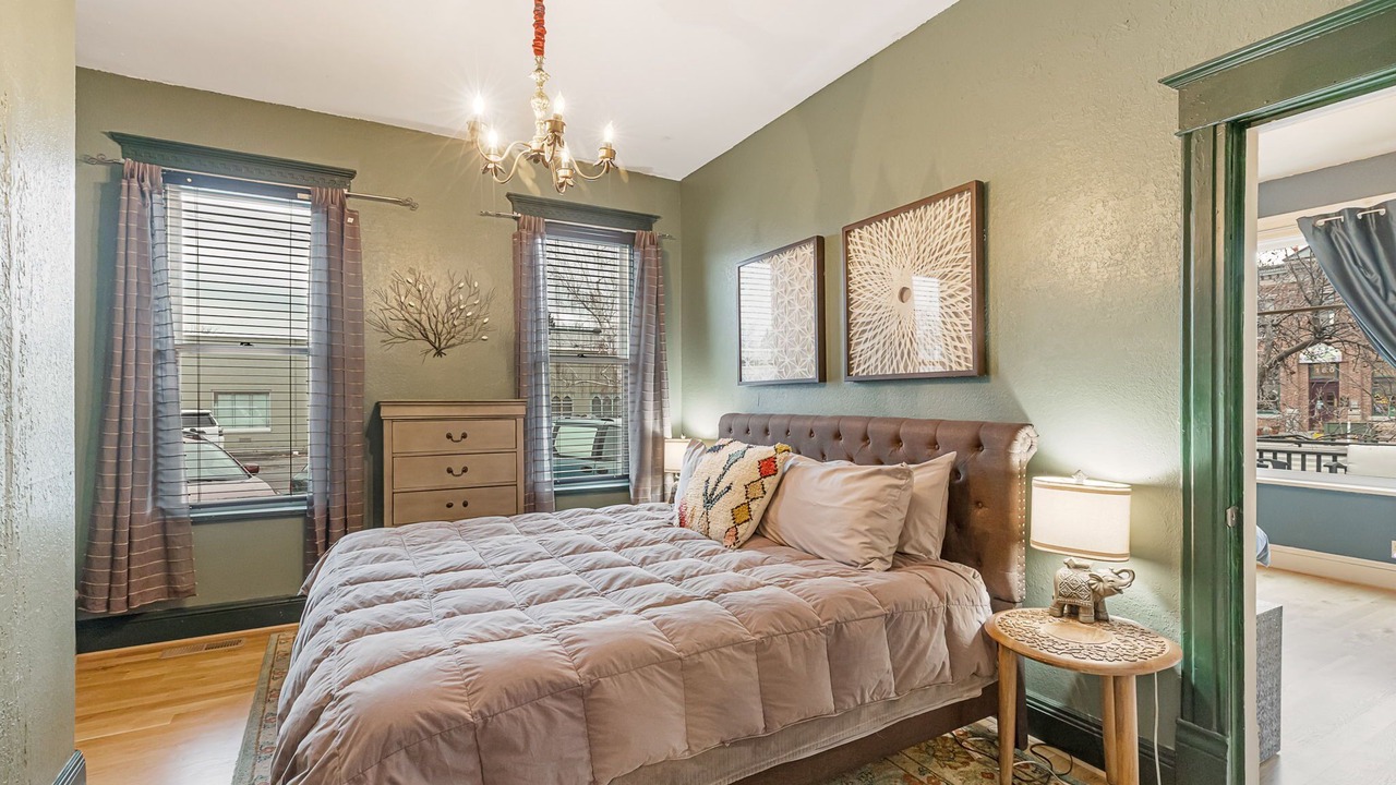 Photo of Bedroom in Riverfront