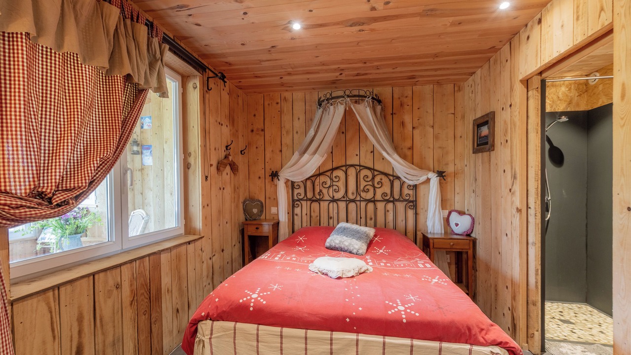 Photo of Bedroom in Les Estables