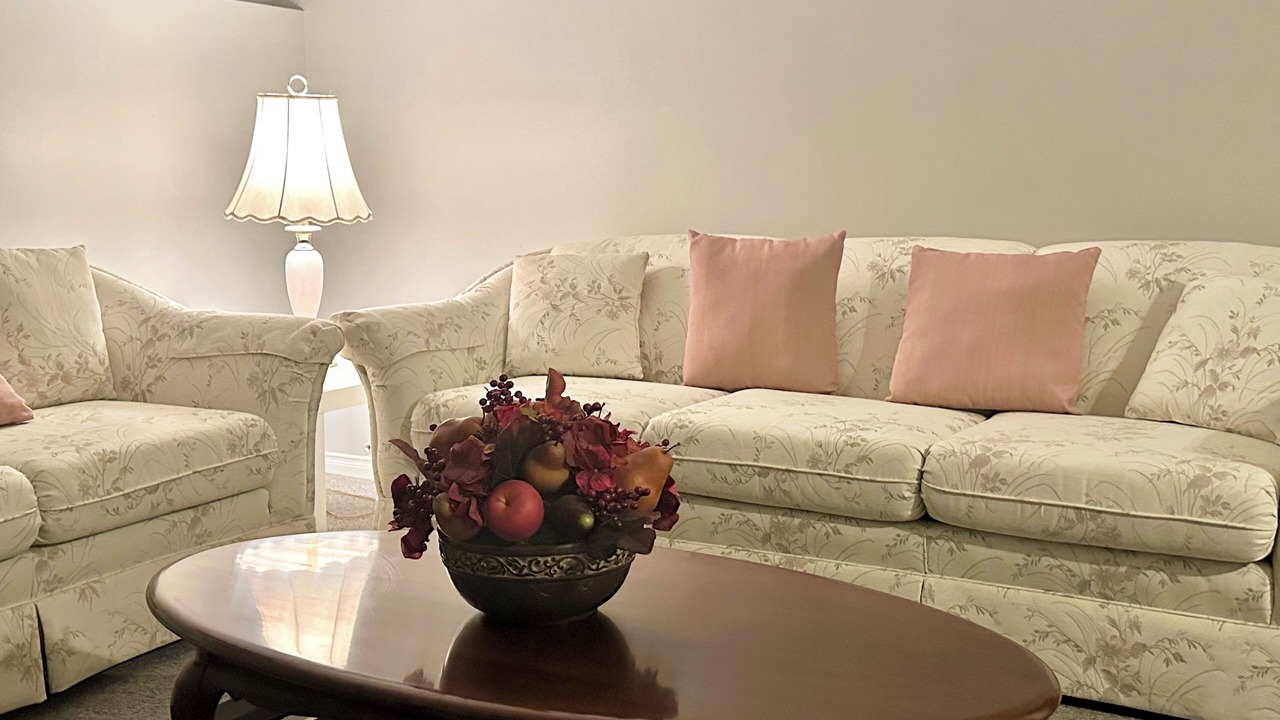 Photo of Livingroom in Chapel Hill South
