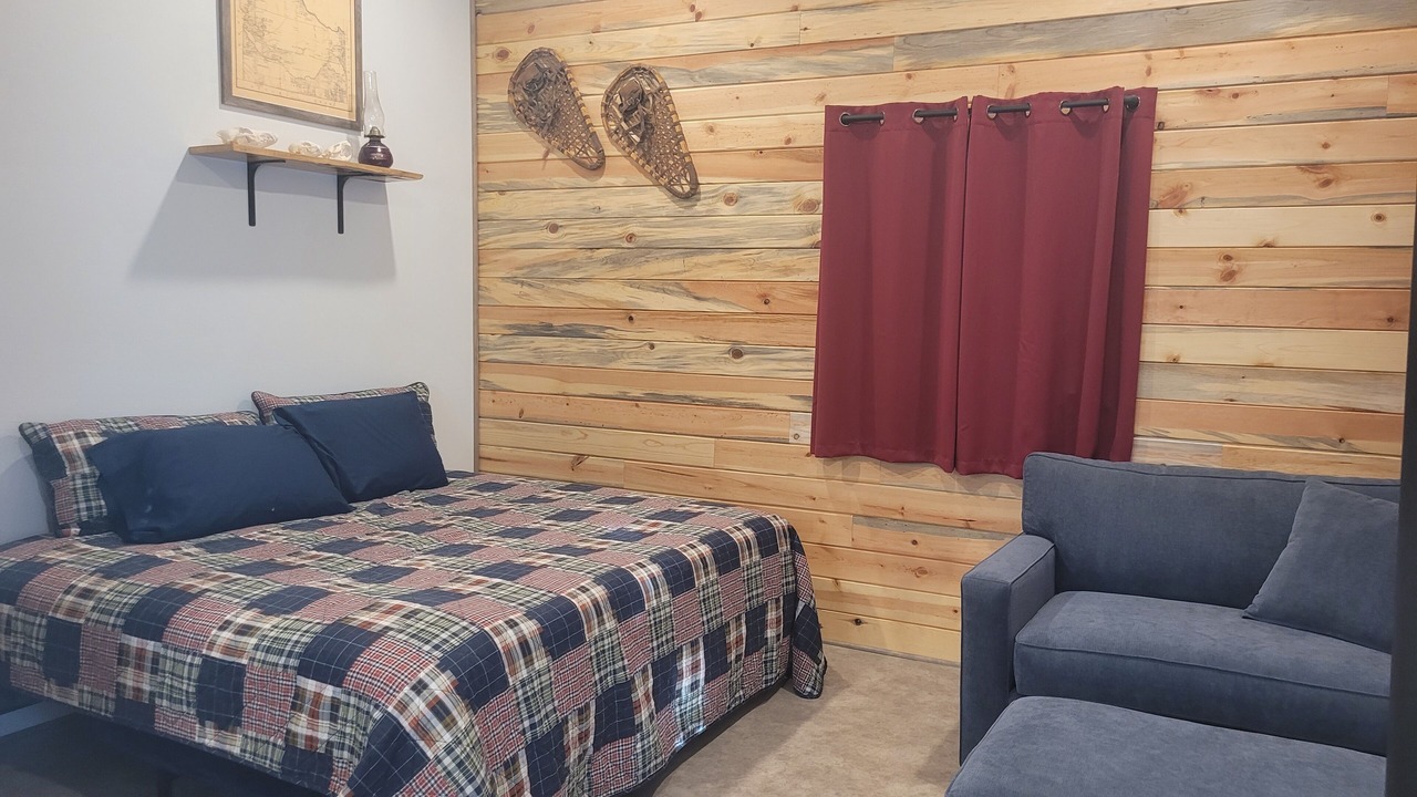 Photo of Bedroom in Harvard