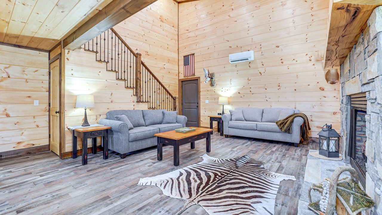 Photo of Livingroom in Forest City