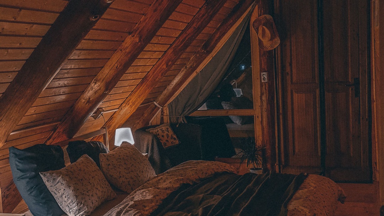 Photo of Bedroom in Pesteana