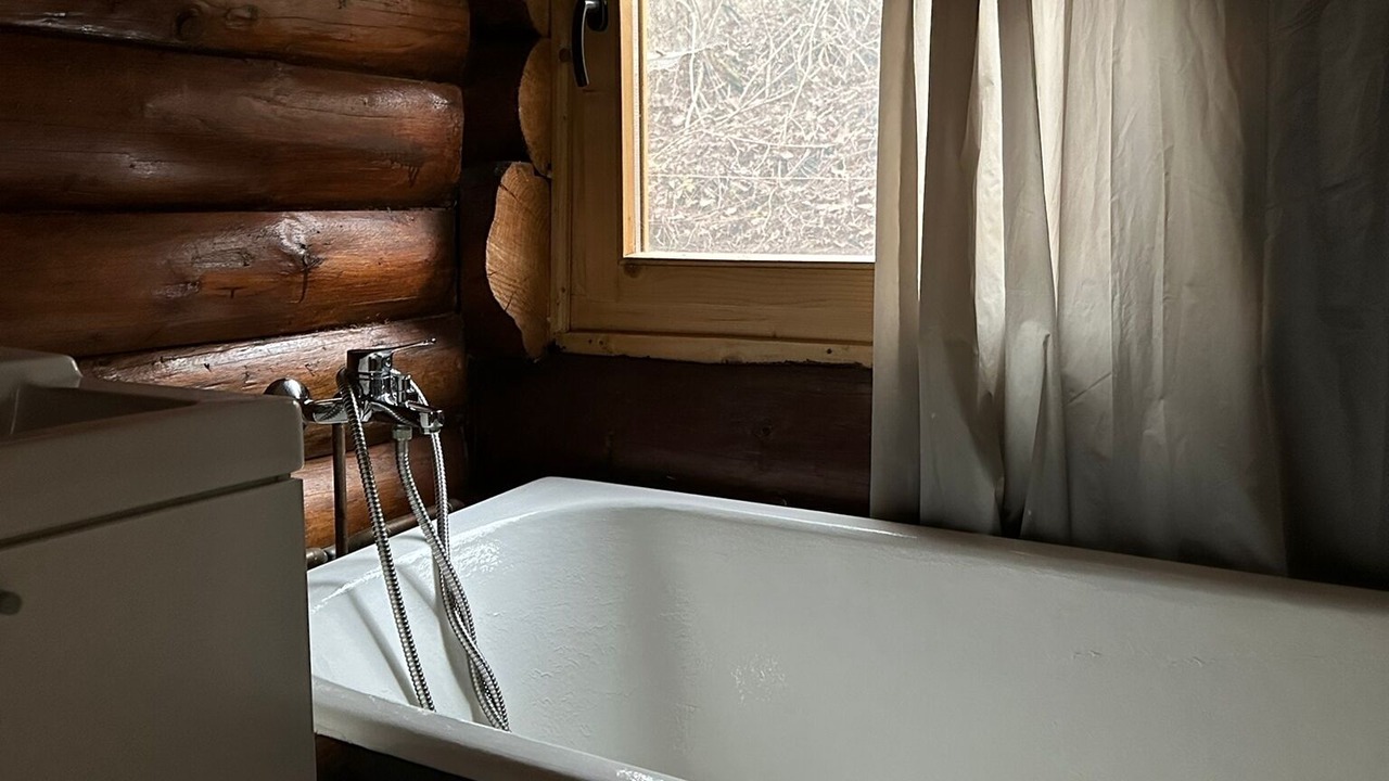 Photo of Bathroom in Pesteana
