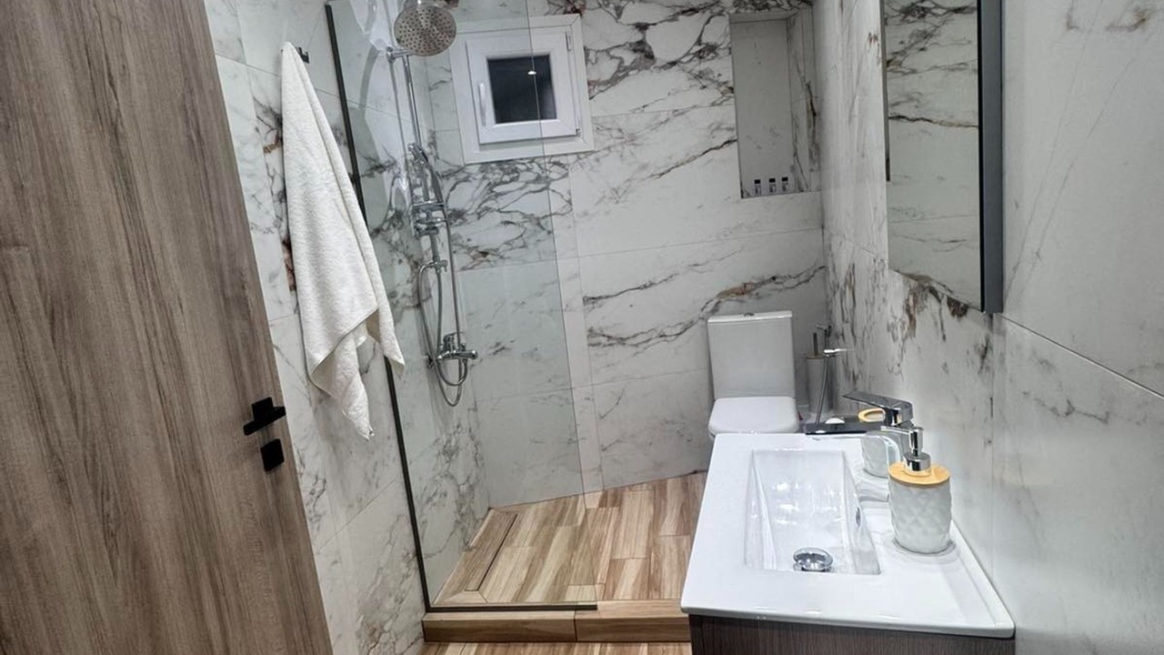 Photo of Bathroom in Milies