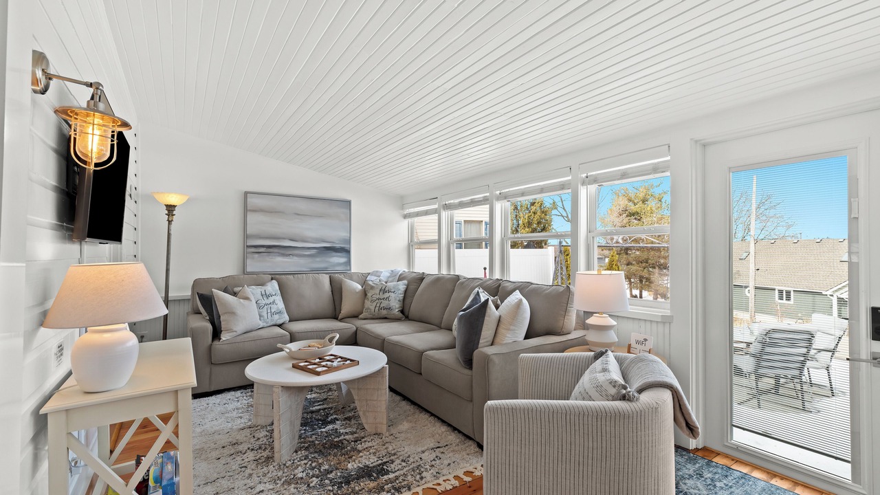 Photo of Livingroom in Lake Orion