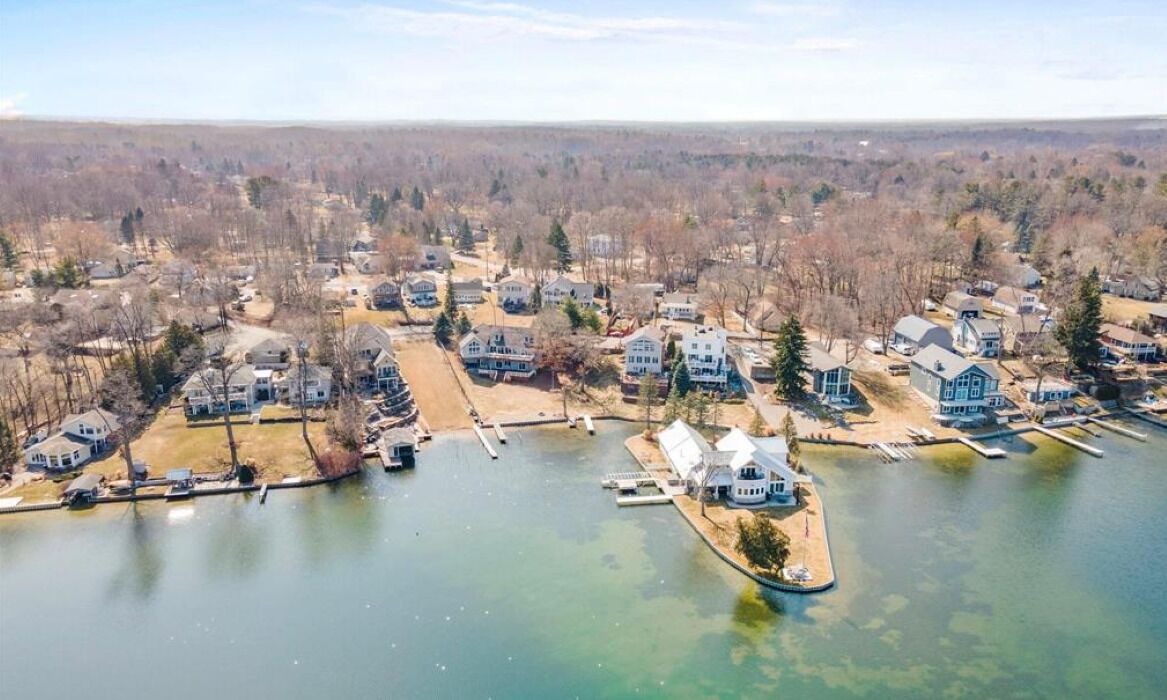 Photo of Outdoor in Lake Orion