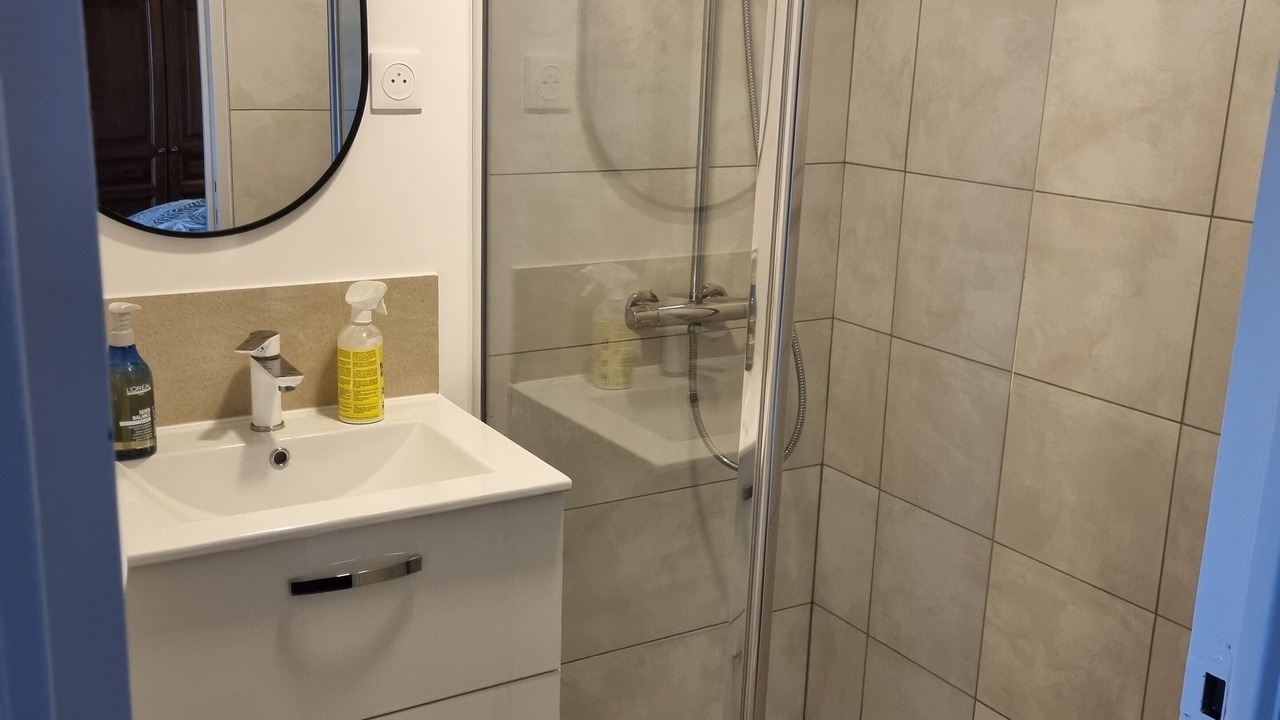 Photo of Bathroom in Bourre