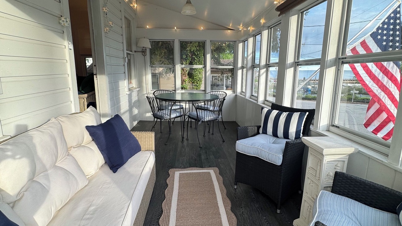 Photo of Livingroom in Old Lyme