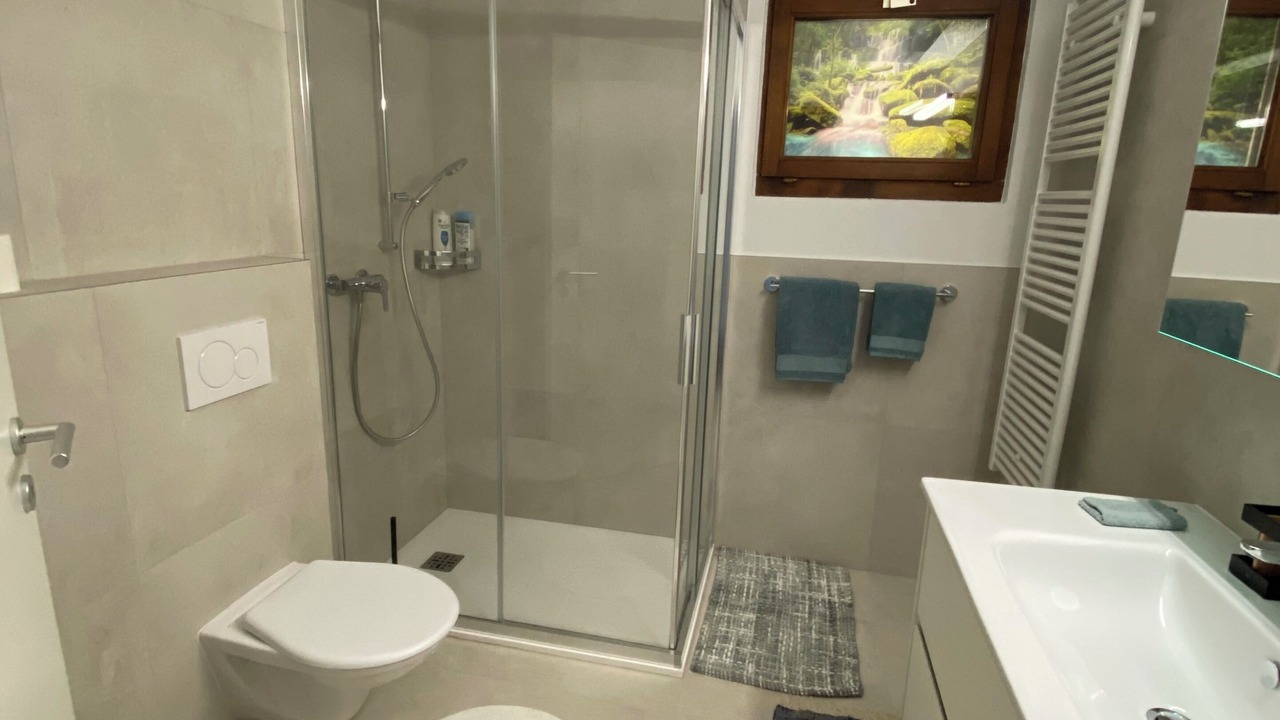 Photo of Bathroom in Torricella Taverne