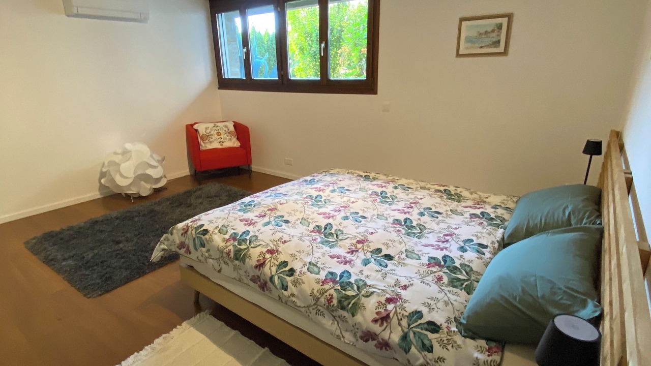 Photo of Bedroom in Torricella Taverne