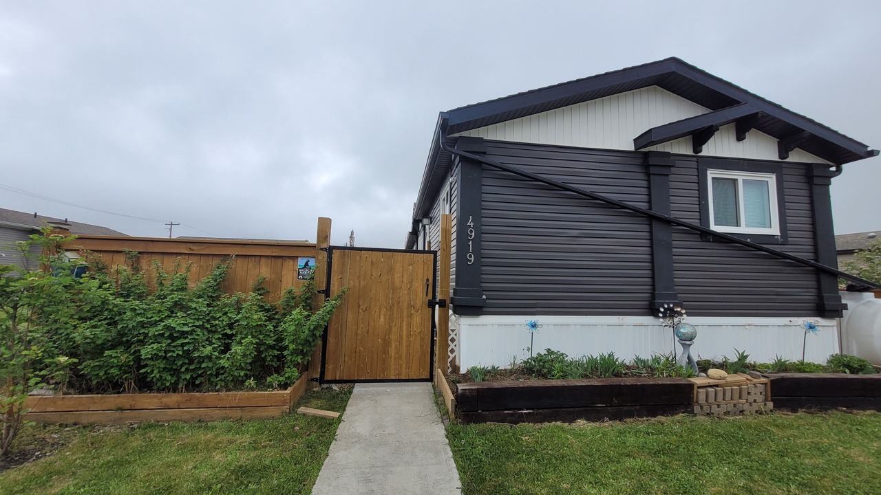 Photo of Outdoor in Stettler