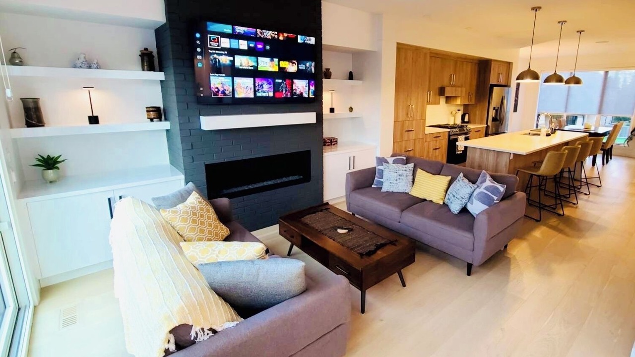 Photo of Livingroom in Parkhill-Stanley Park