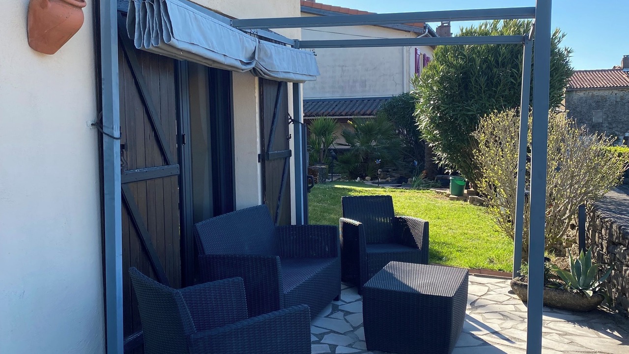 Photo of Patio Balcony in Treziers