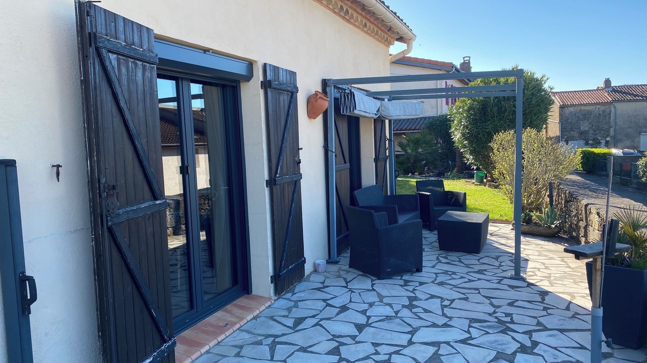 Photo of Patio Balcony in Treziers