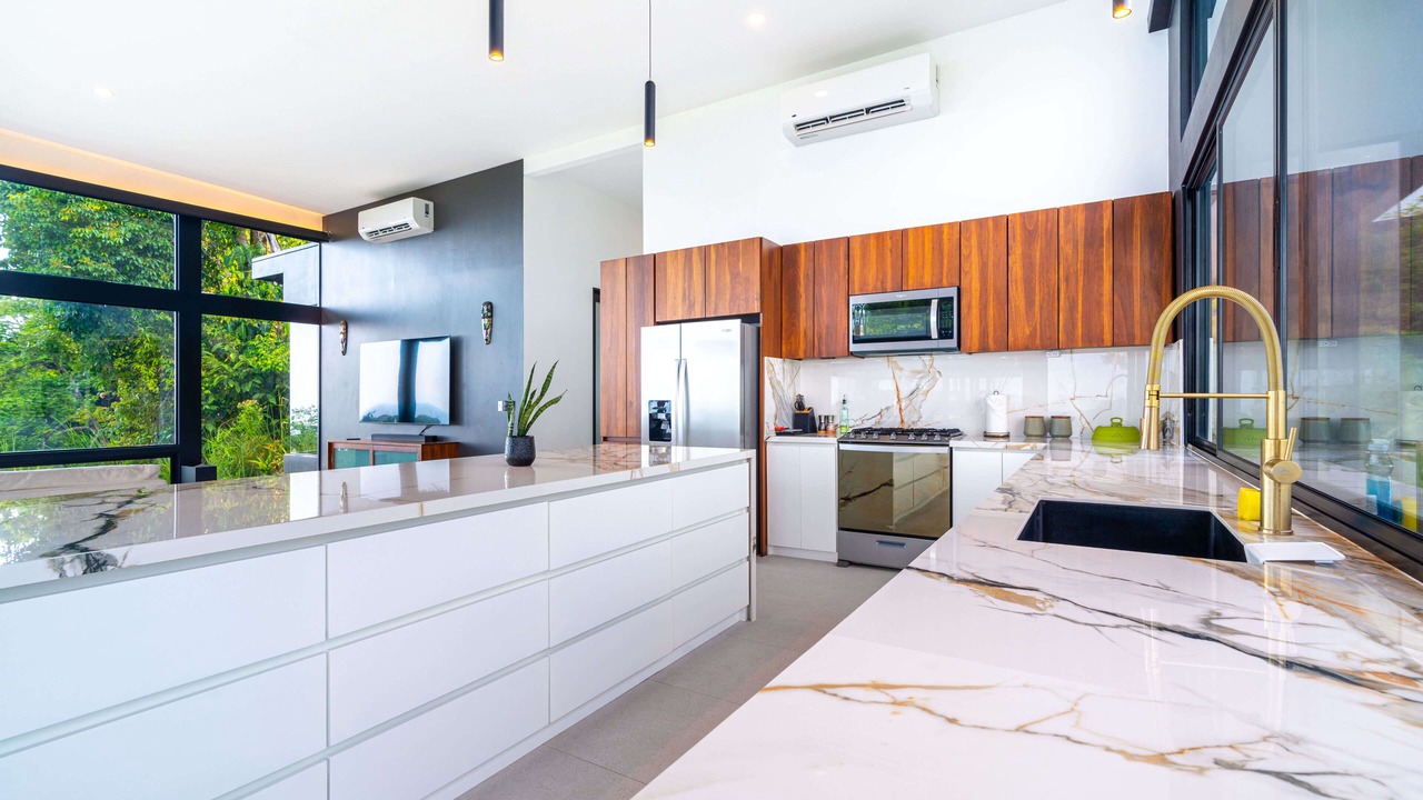 Photo of Kitchen in Portalon