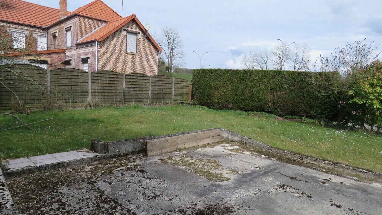 Photo of Outdoor in Effry