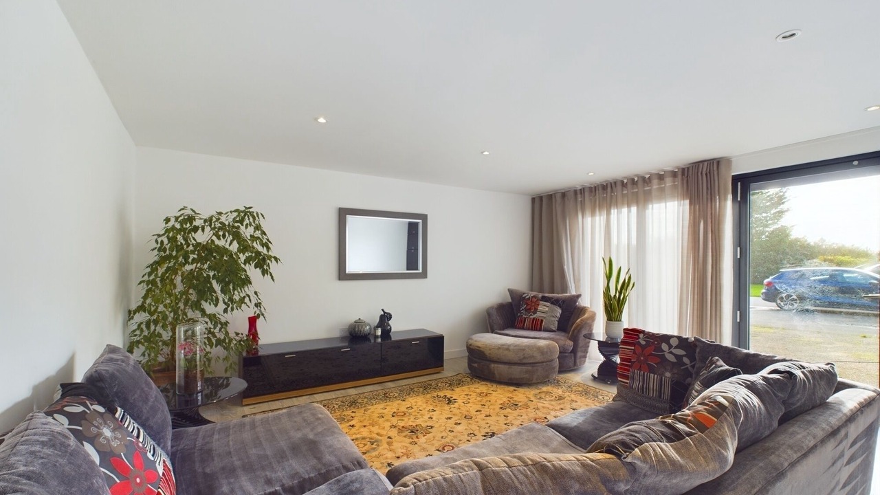 Photo of Livingroom in Ashford