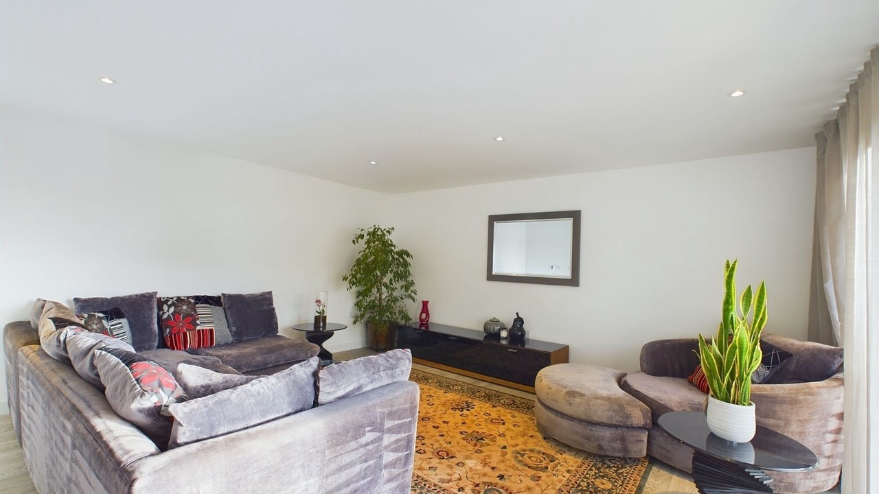 Photo of Livingroom in Ashford