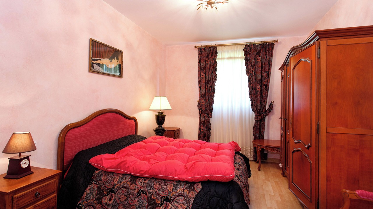 Photo of Bedroom in Issel